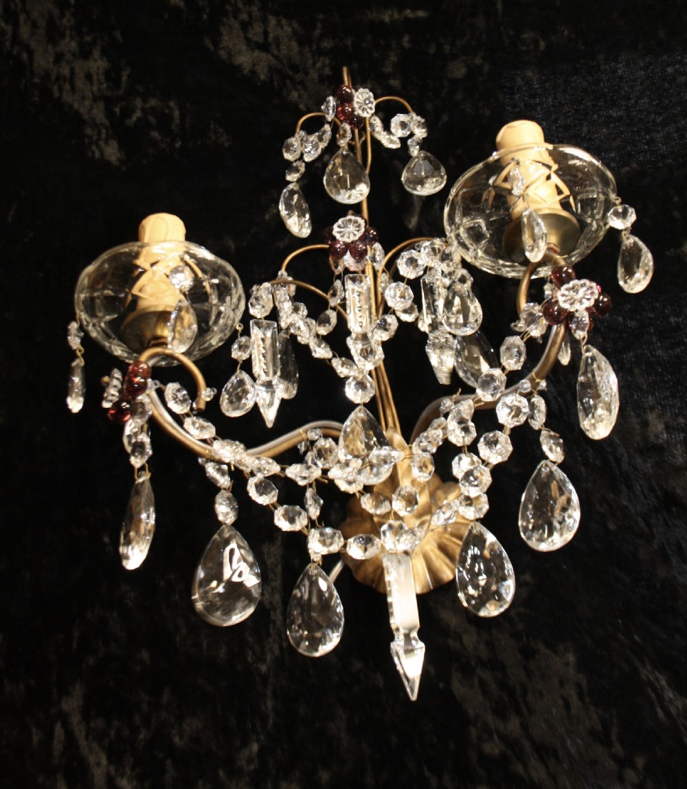 Early 20th century Pair of wall lights with swags drip bowls and red flowers View IX