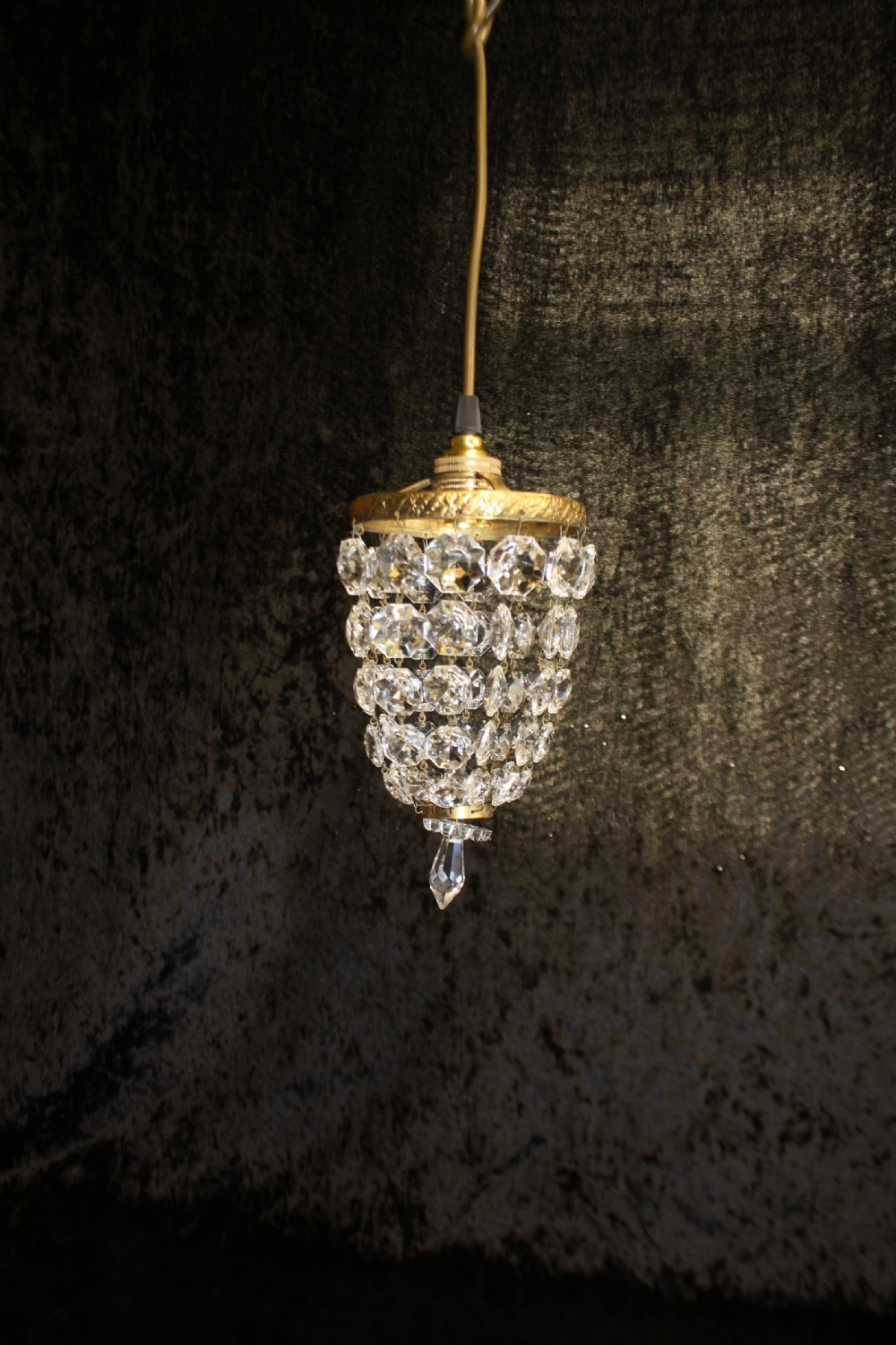 Early 20th century small bag chandelier