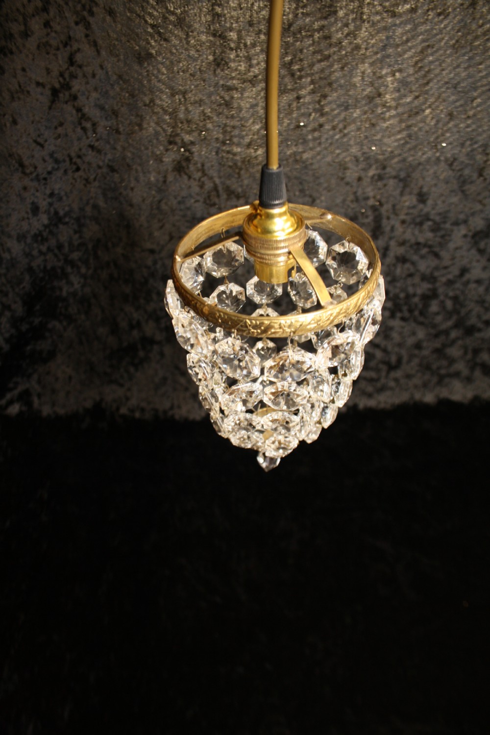 Early 20th century small bag chandelier View II
