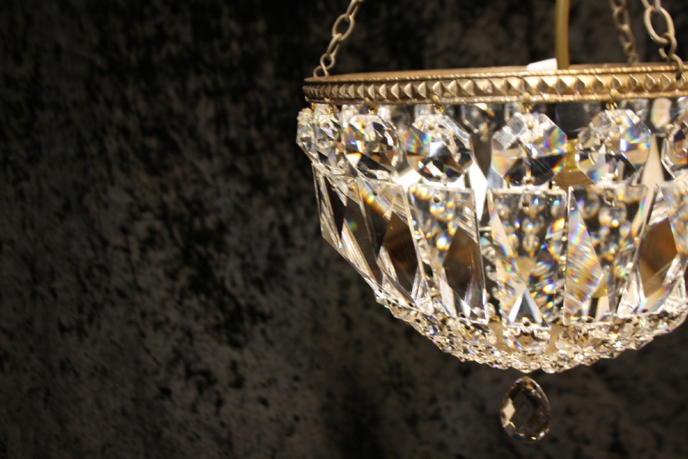 Early 20th century small bag chandelier View V