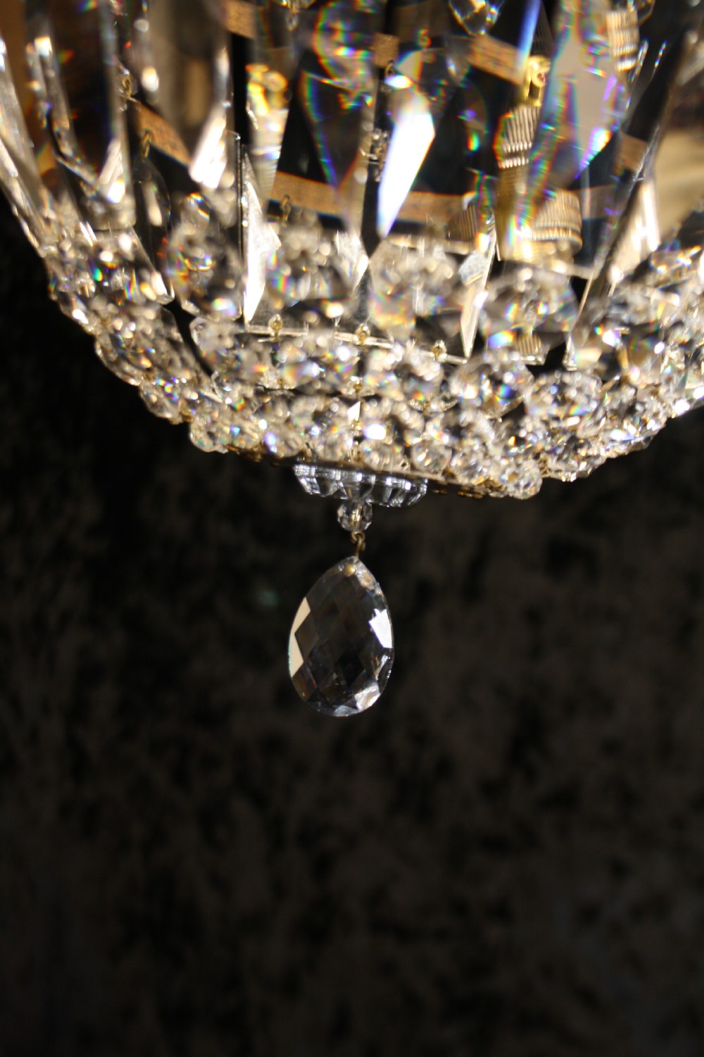 Early 20th century small bag chandelier View VIII