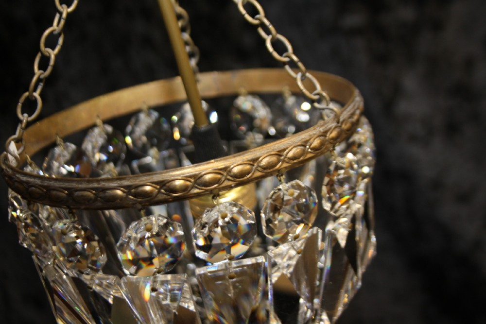 Early 20th century Small prism bag chandelier View VII
