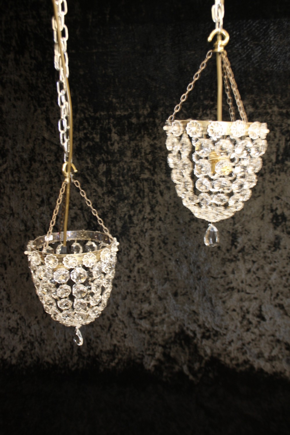 Early 20th century pair of bag chandeliers with glass flowers to the periphery
