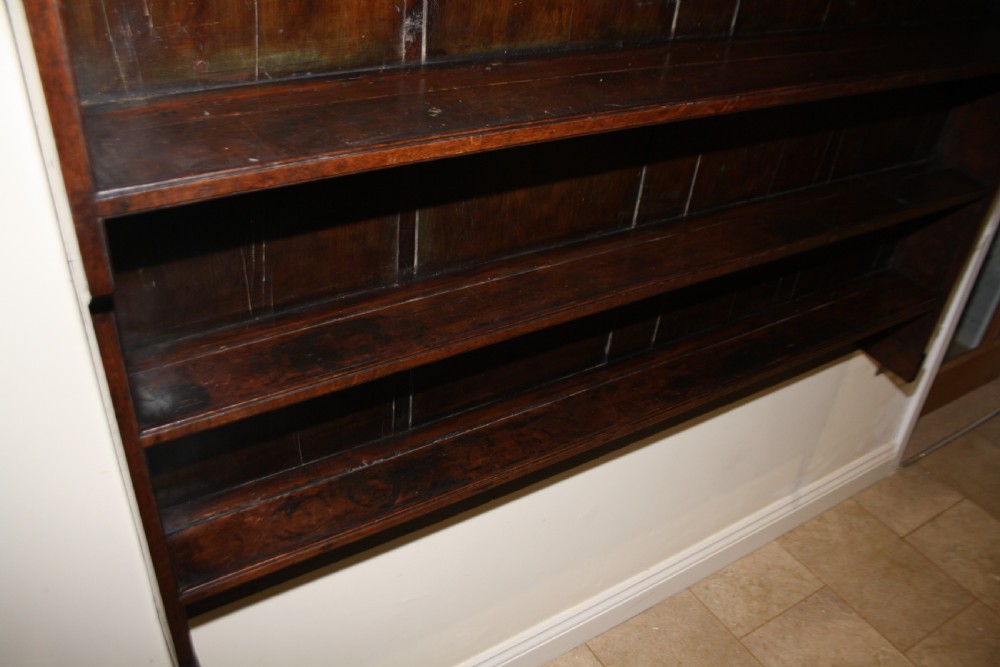 Late 18th century dresser rack View XIII