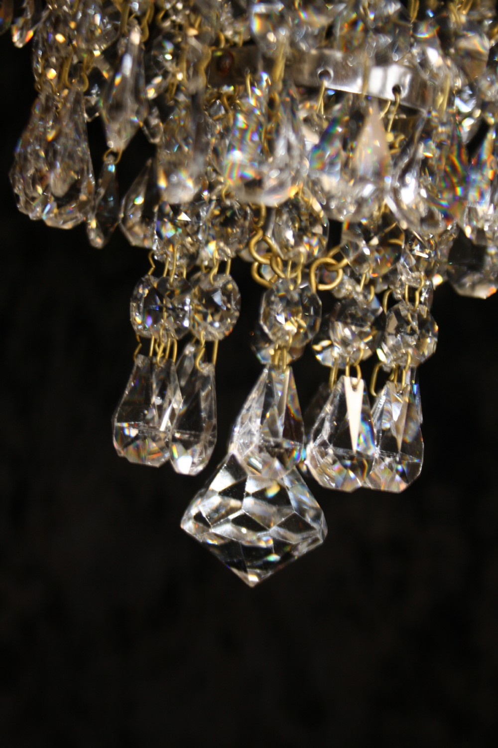 Chandelier with 6 finials to the edge with swags in between View VI