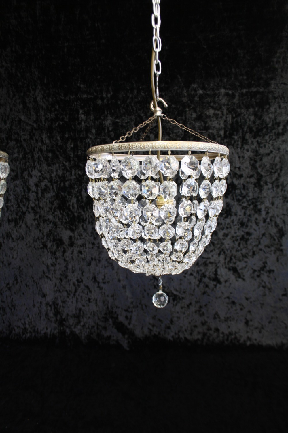 Early 20th century pair of bag chandeliers 26 cm wide View II