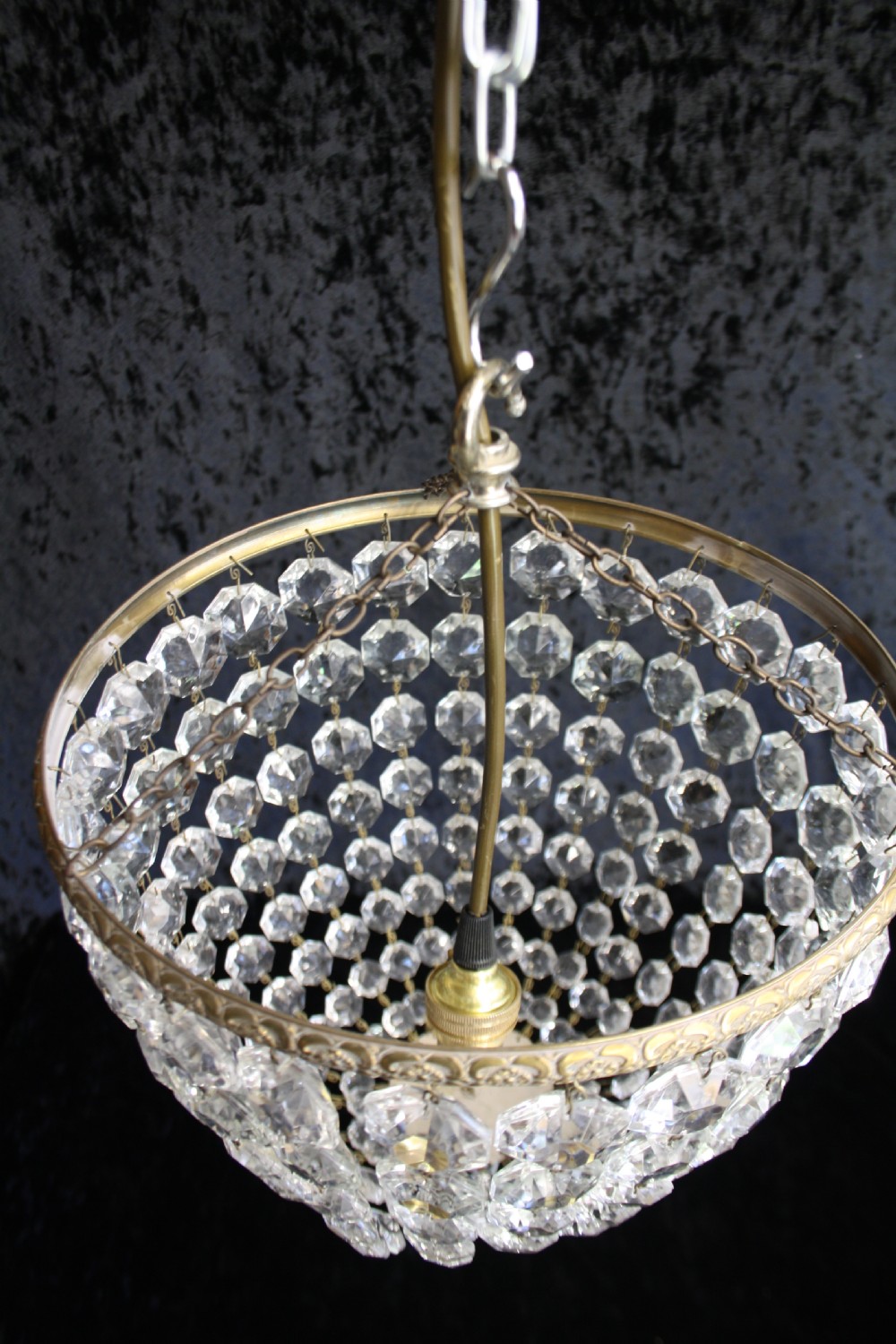Early 20th century pair of bag chandeliers 26 cm wide View III