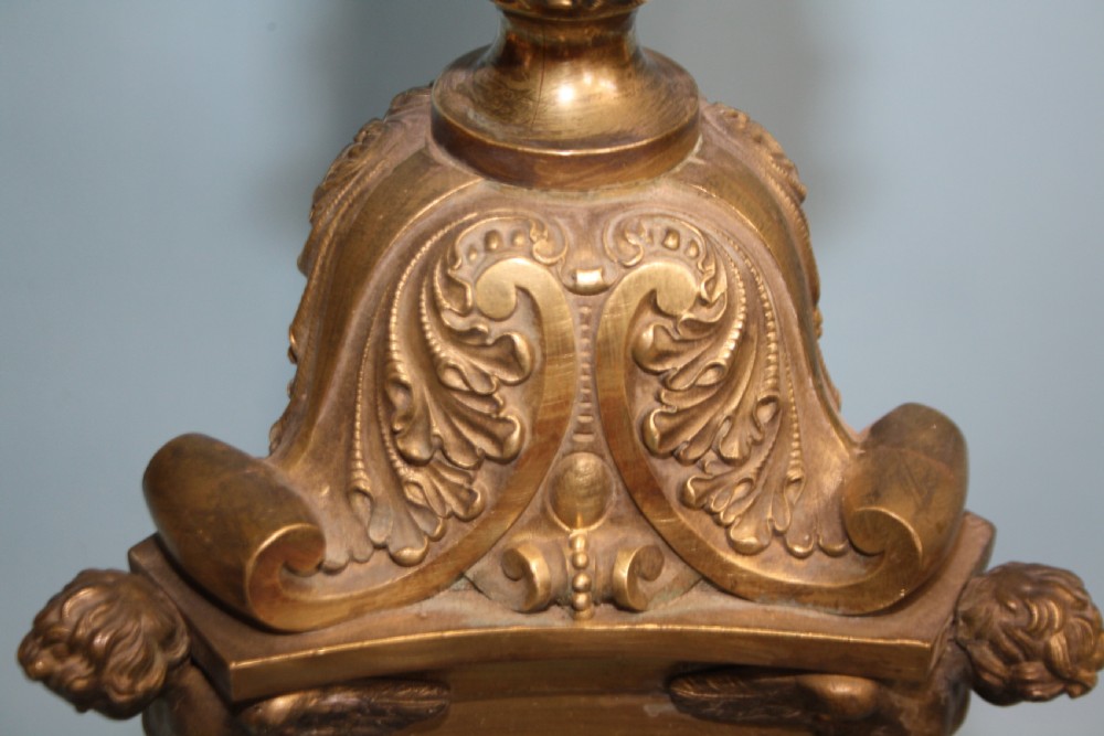 Early 20th century large Dutch style candlestick In brass View VII