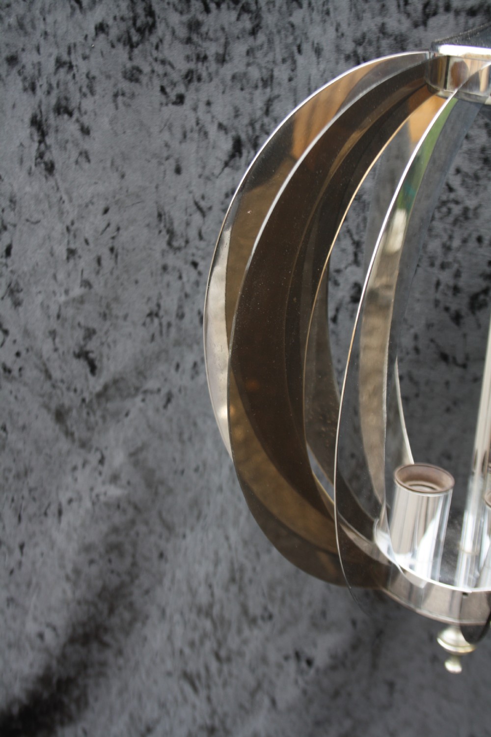 The 20th century Art deco light View IX