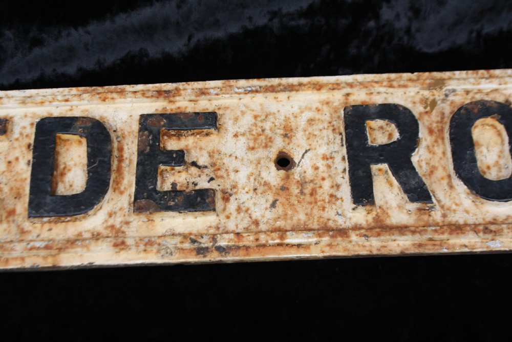 Early 20th century Cast iron BEDE ROAD sign View III