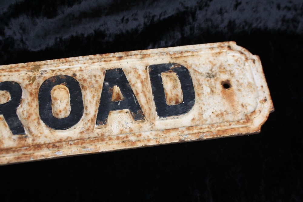 Early 20th century Cast iron BEDE ROAD sign View IV