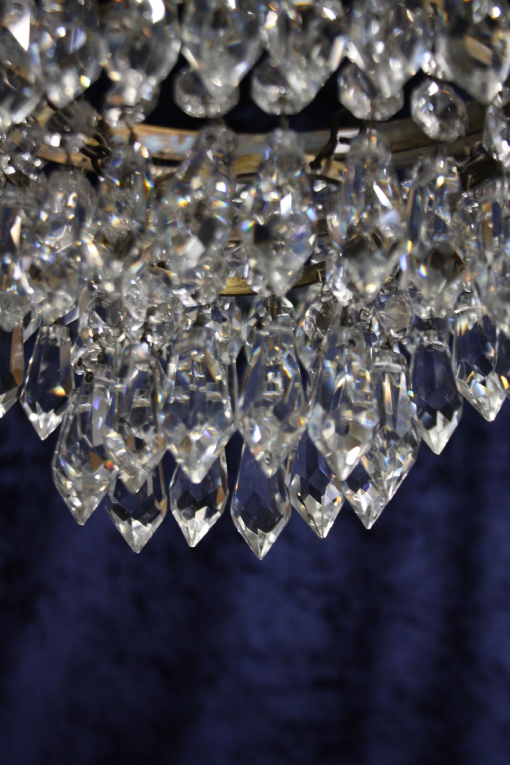 Early 20th century oval diamond spike chandelier View VIII
