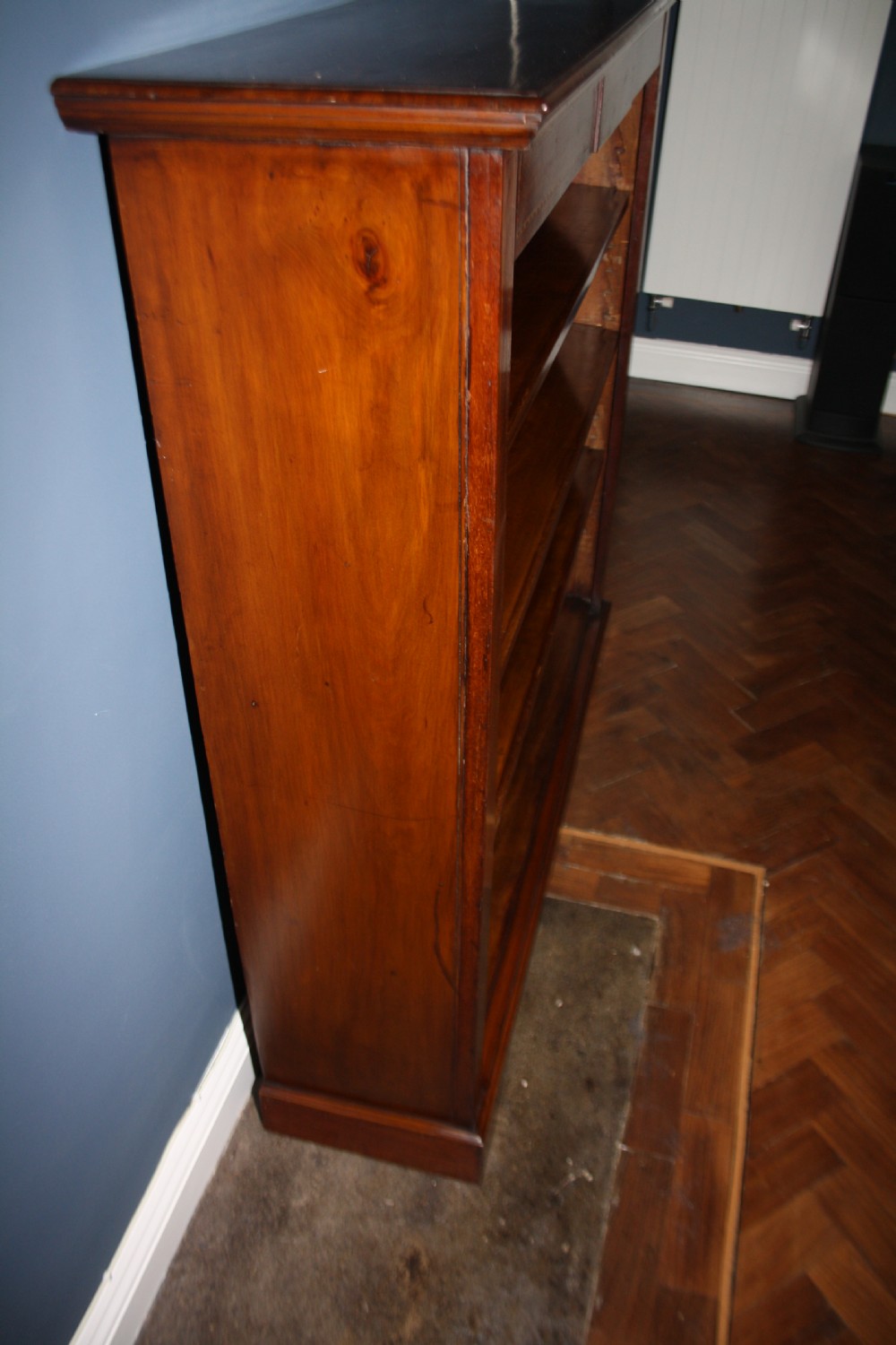 Late 19th century bookcase in mahogany View VII