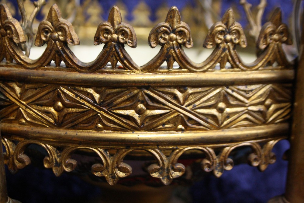 Late 19th century French chandelier with 6 arms in brass View III
