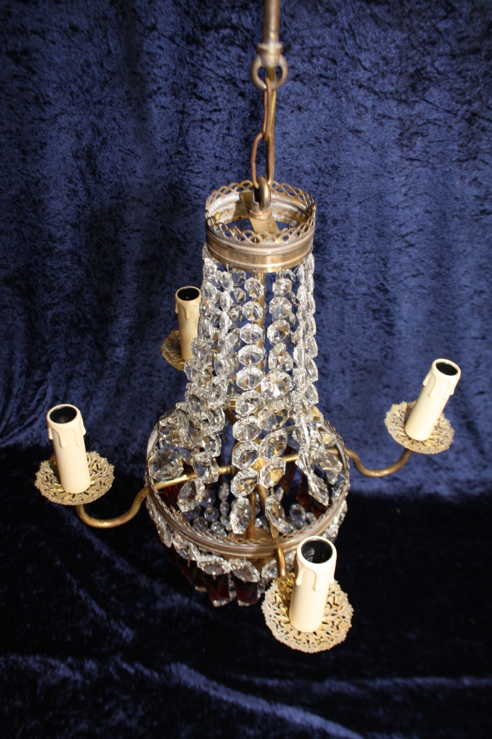 Early 20th century French chandelier with ruby coloured prisms View II