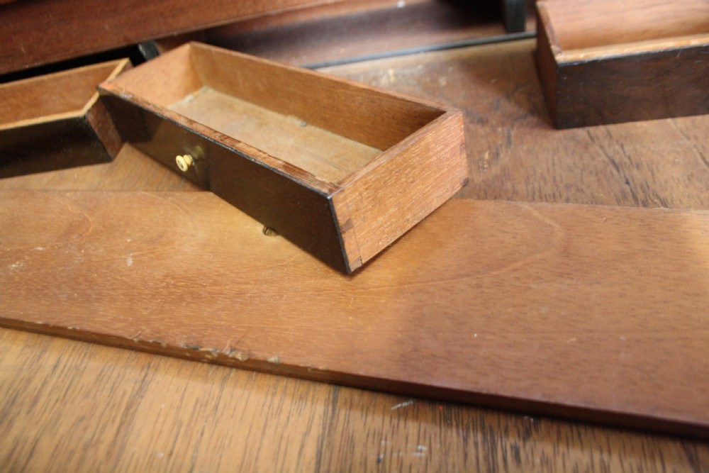 Late 19th century large writing slope in rosewood View VIII