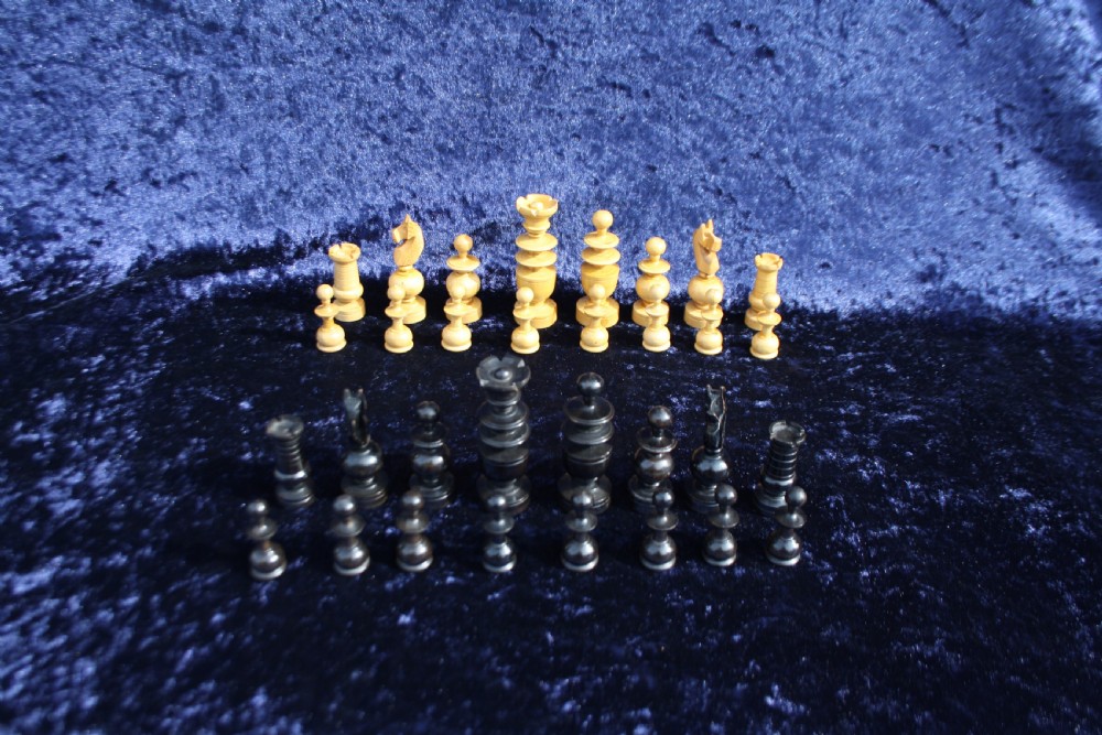 Early 20th century chess set View II
