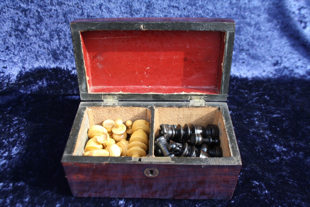 Early 20th century chess set View III