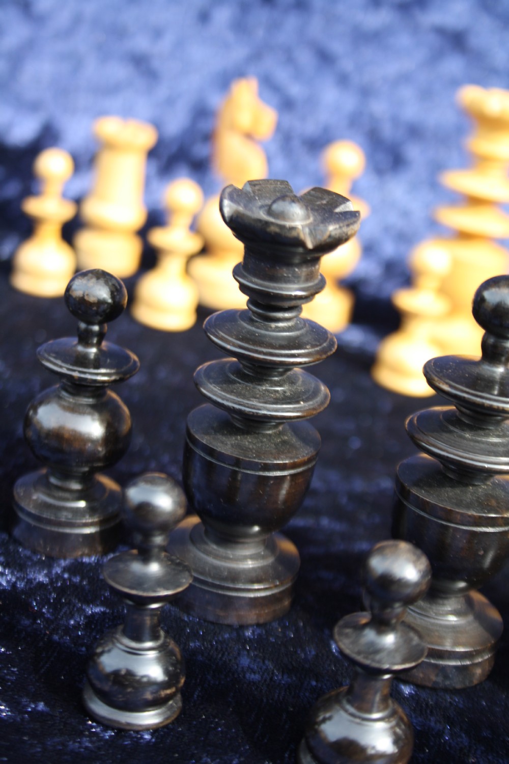 Early 20th century chess set View X