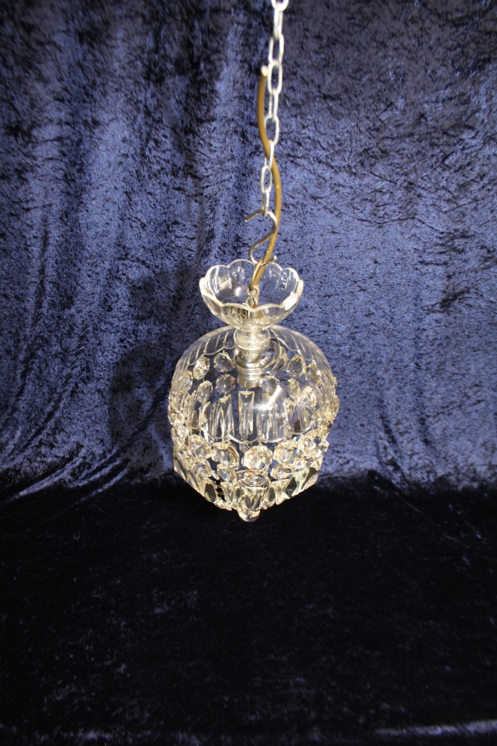 Early 20th century dome top chandelier View IX