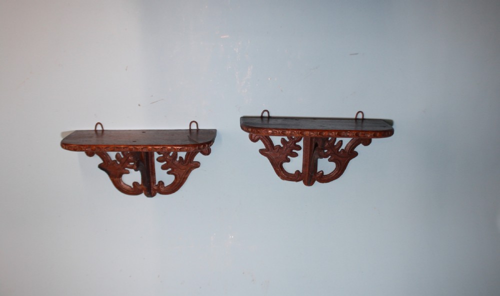 Pair of 19th-century oak wall brackets