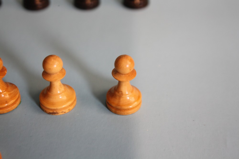 Small weighted chess set made by. (BENETFINK) LONDON View V