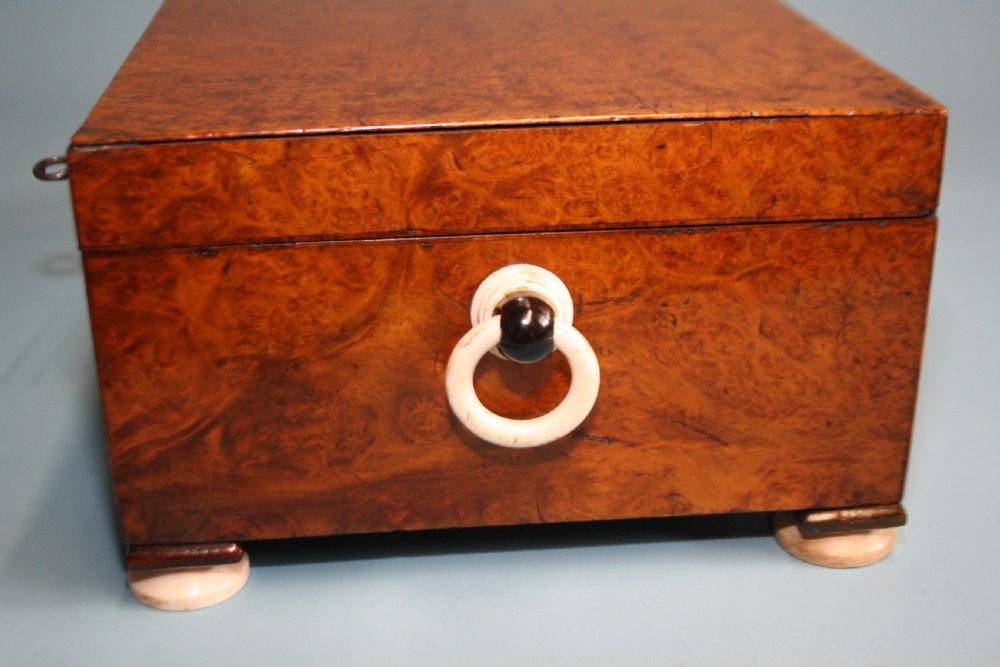 Georgian burr yew Jewellery box with tray and letter compartment View VIII