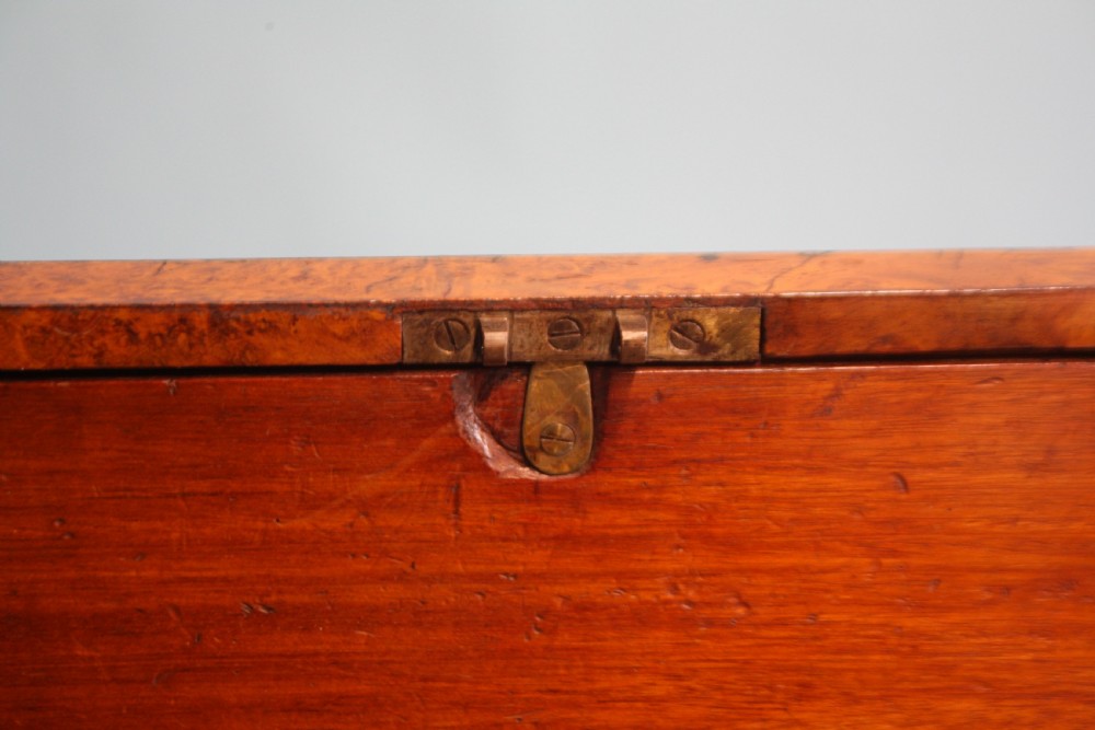 Georgian burr yew Jewellery box with tray and letter compartment View IX