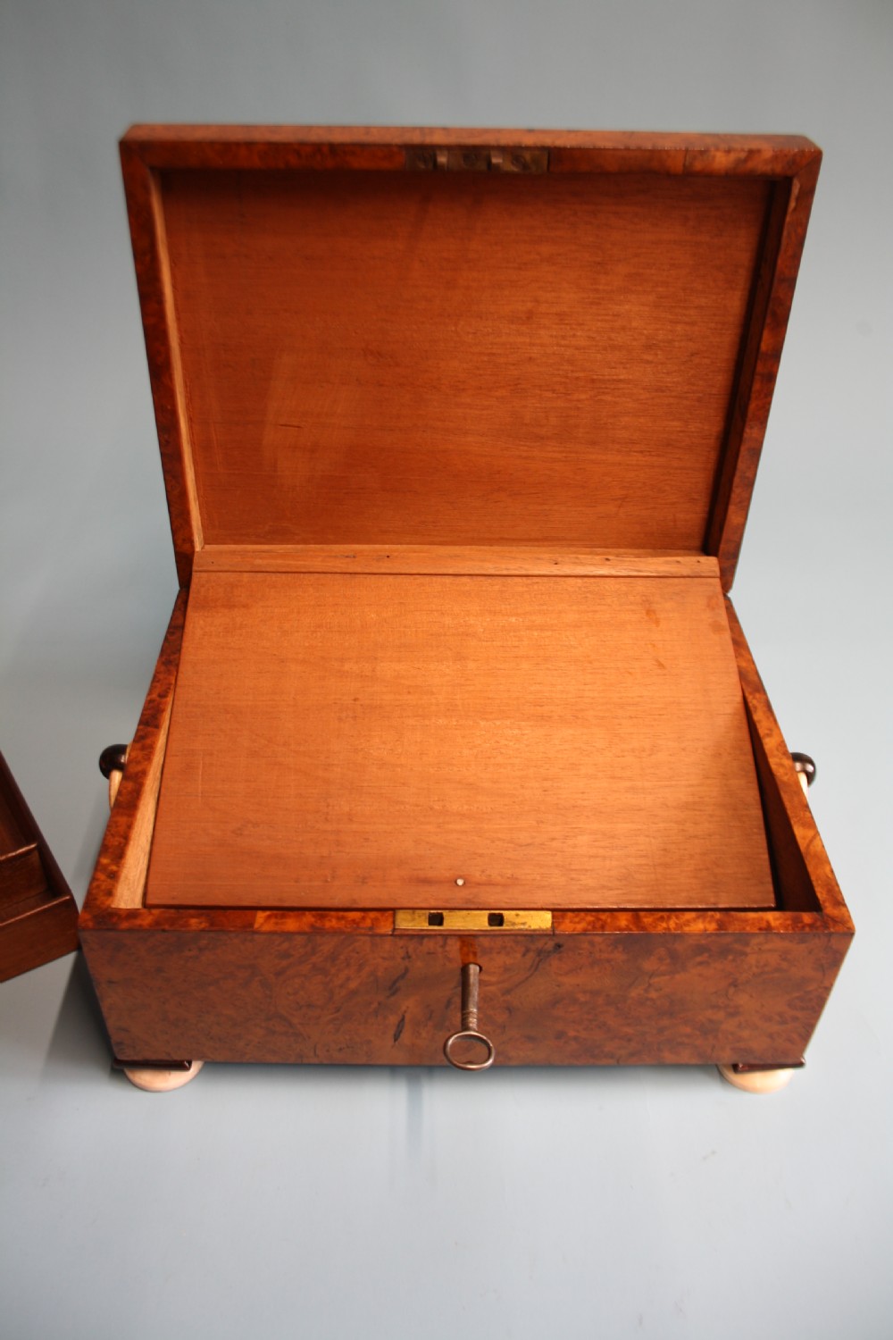 Georgian burr yew Jewellery box with tray and letter compartment View X