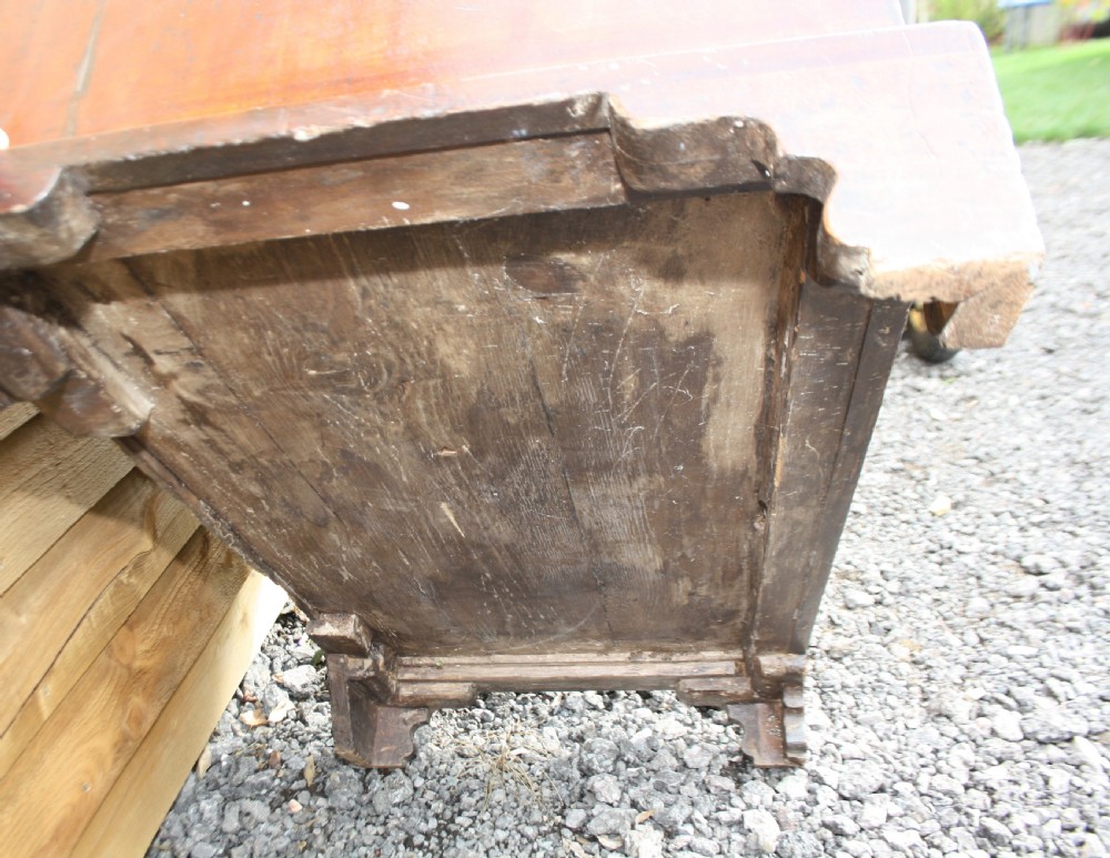 Georgian III three drawers chest with brushing slide 35