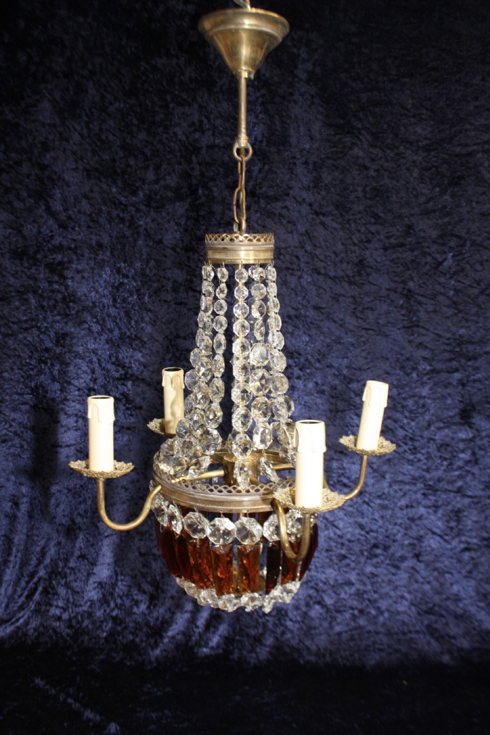 Early 20th century French chandelier with ruby coloured prisms