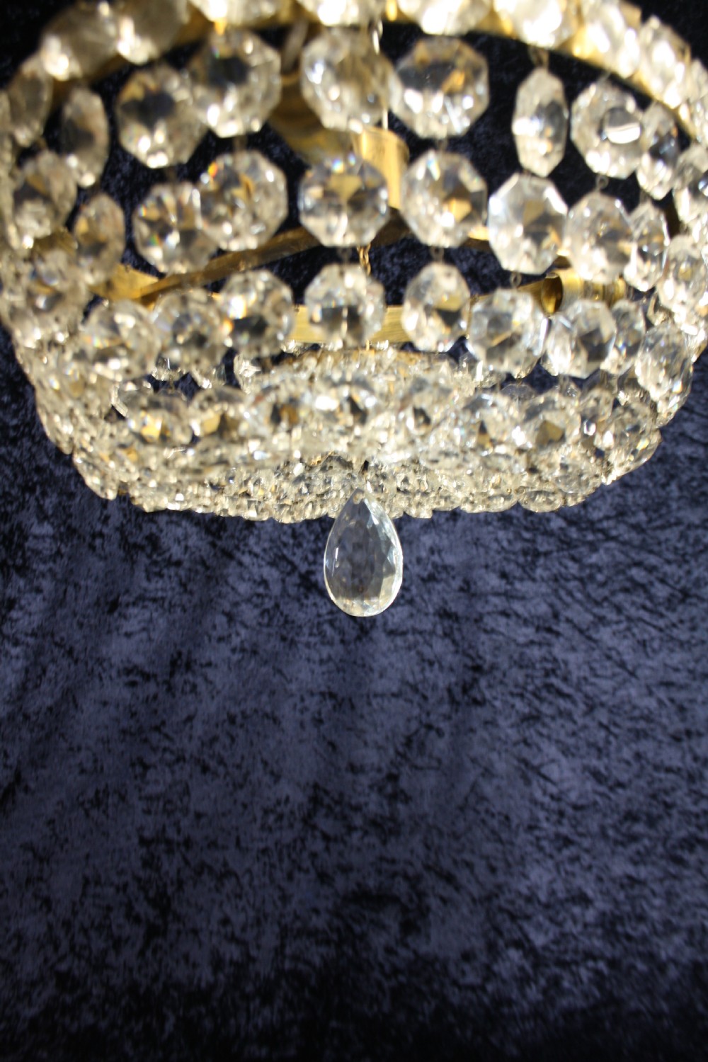 Early 20th century shallow bag chandelier View X