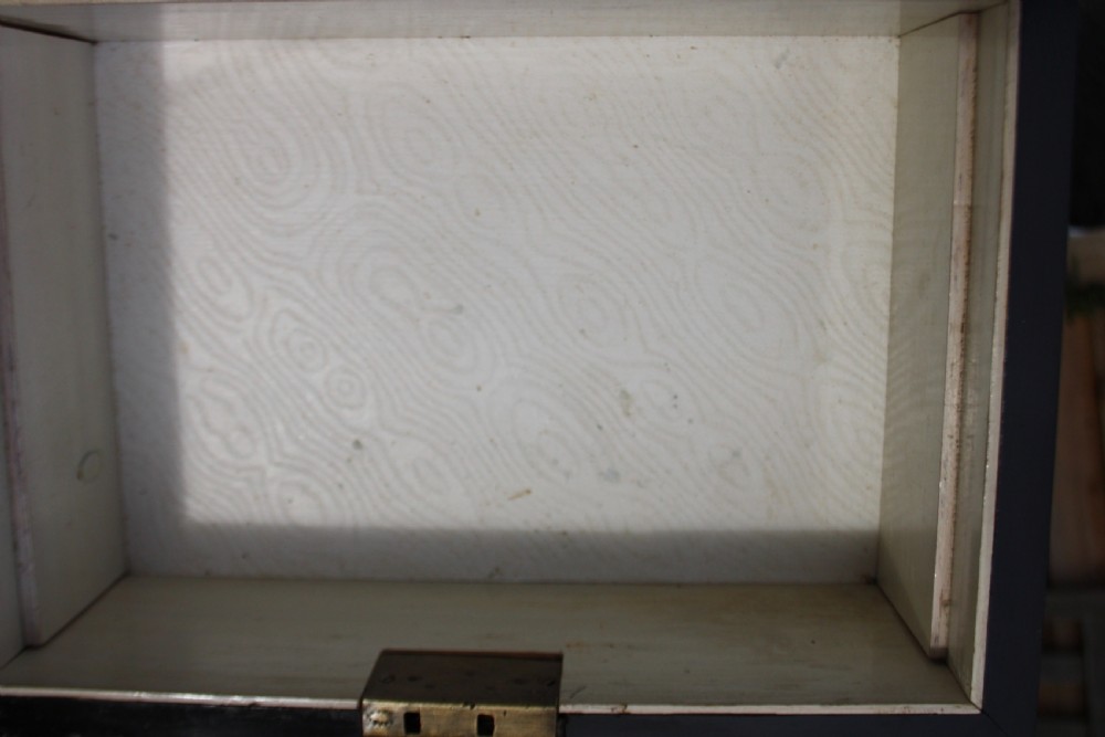 Late 19th century work/Jewellery box with tray to the inside View V