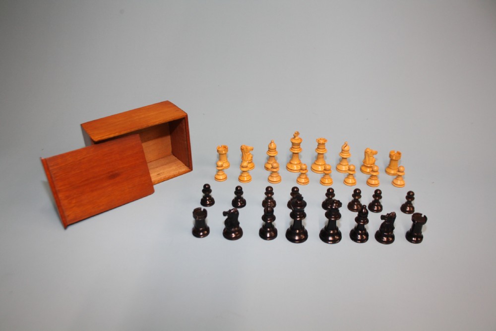 Early 20th century chess set