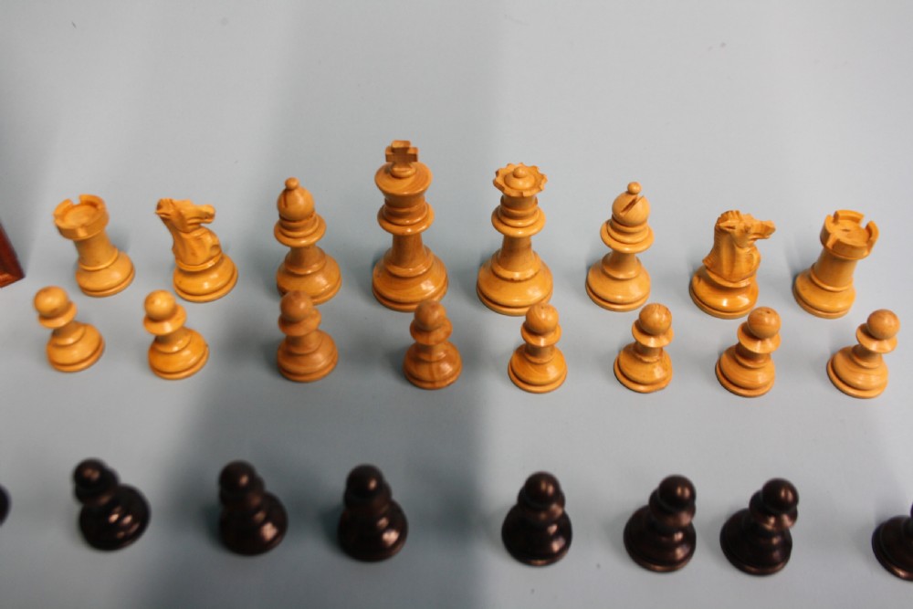 Early 20th century chess set View III