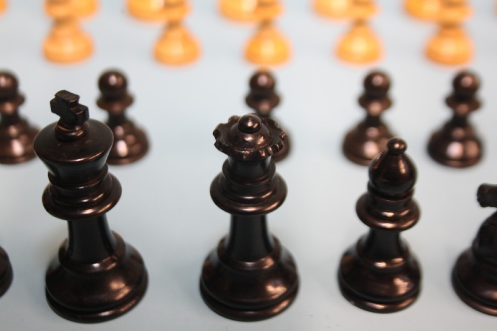 Early 20th century chess set View X