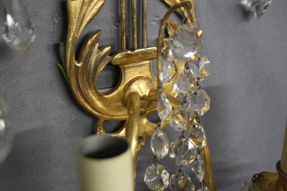 Early 20th century pair of brass wall lights with small spike decoration View III