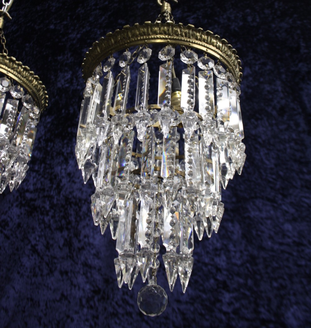 Early 20th century Pair of lustre spike chandeliers View VIII