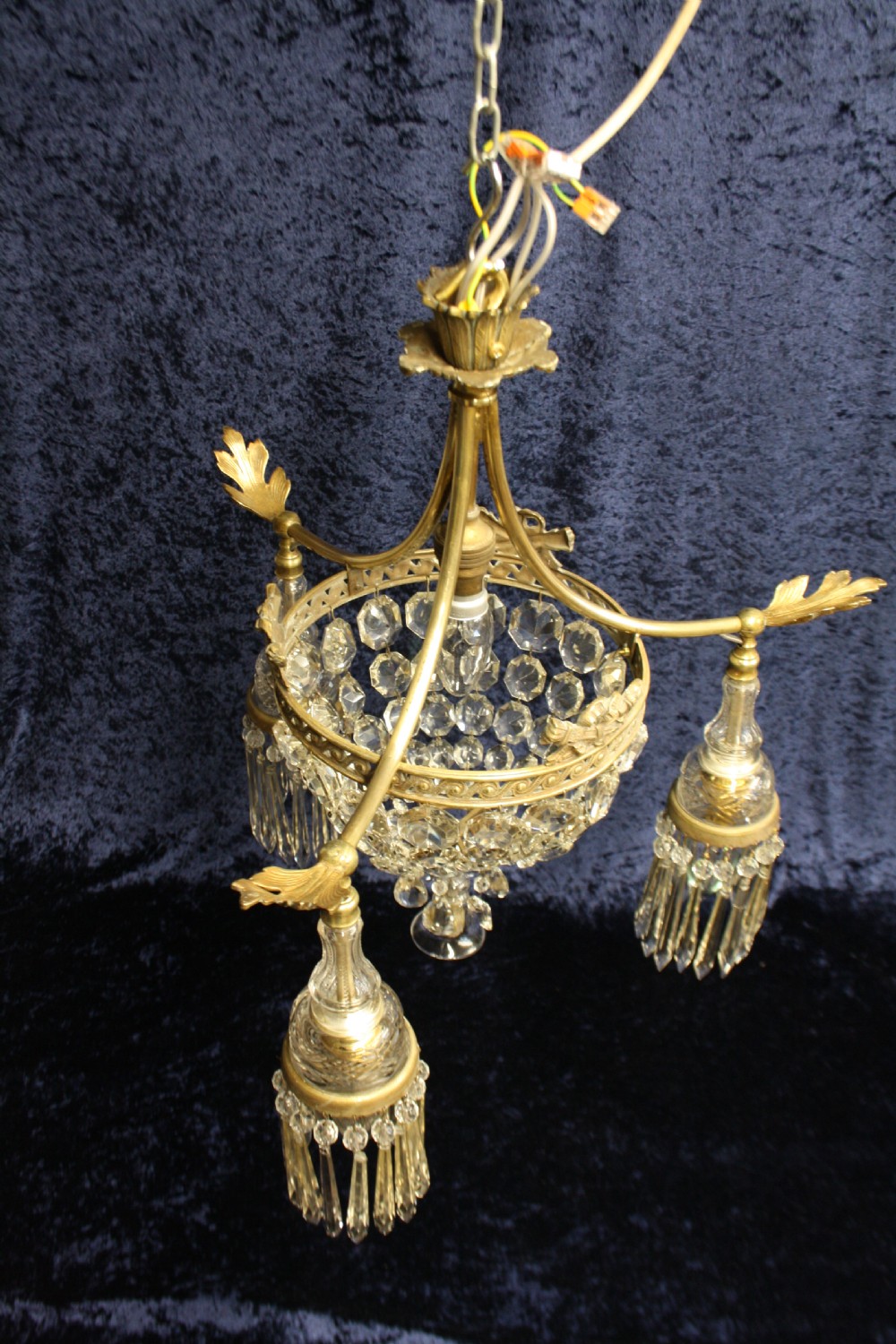 Early 20th century bag chandelier with 3 arms View V