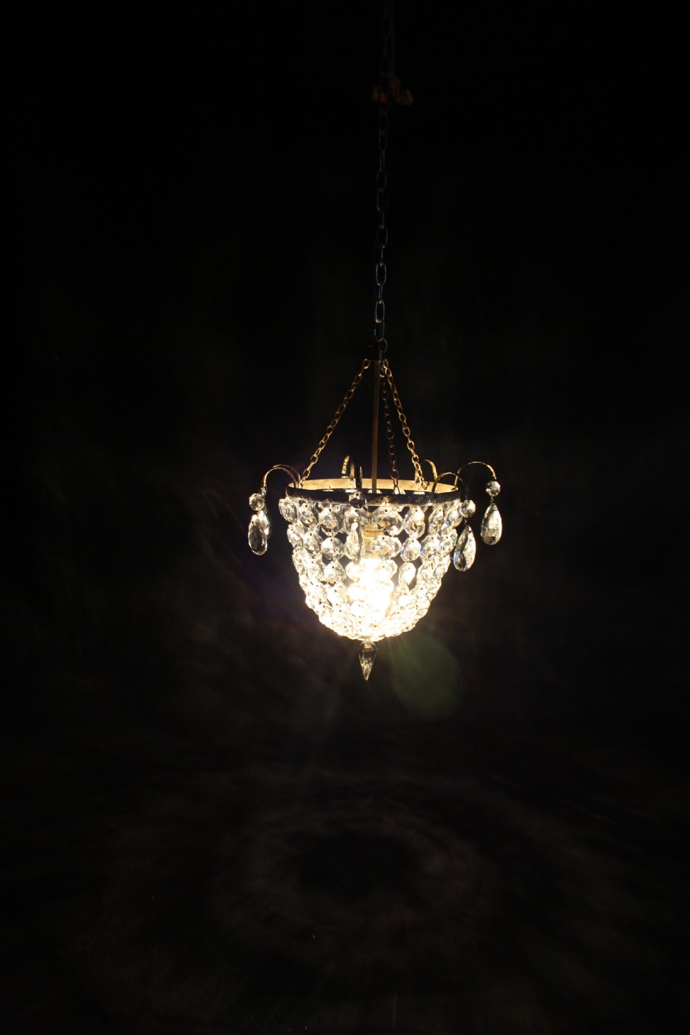 Early 20th century bag chandelier with decorative finials View IX