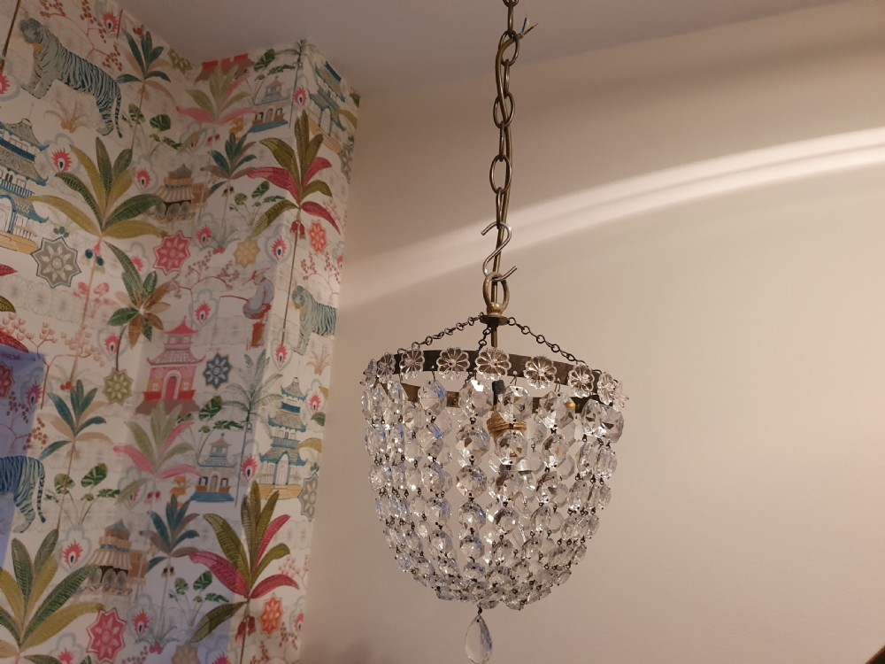 Early 20th century bag chandelier with flower decoration