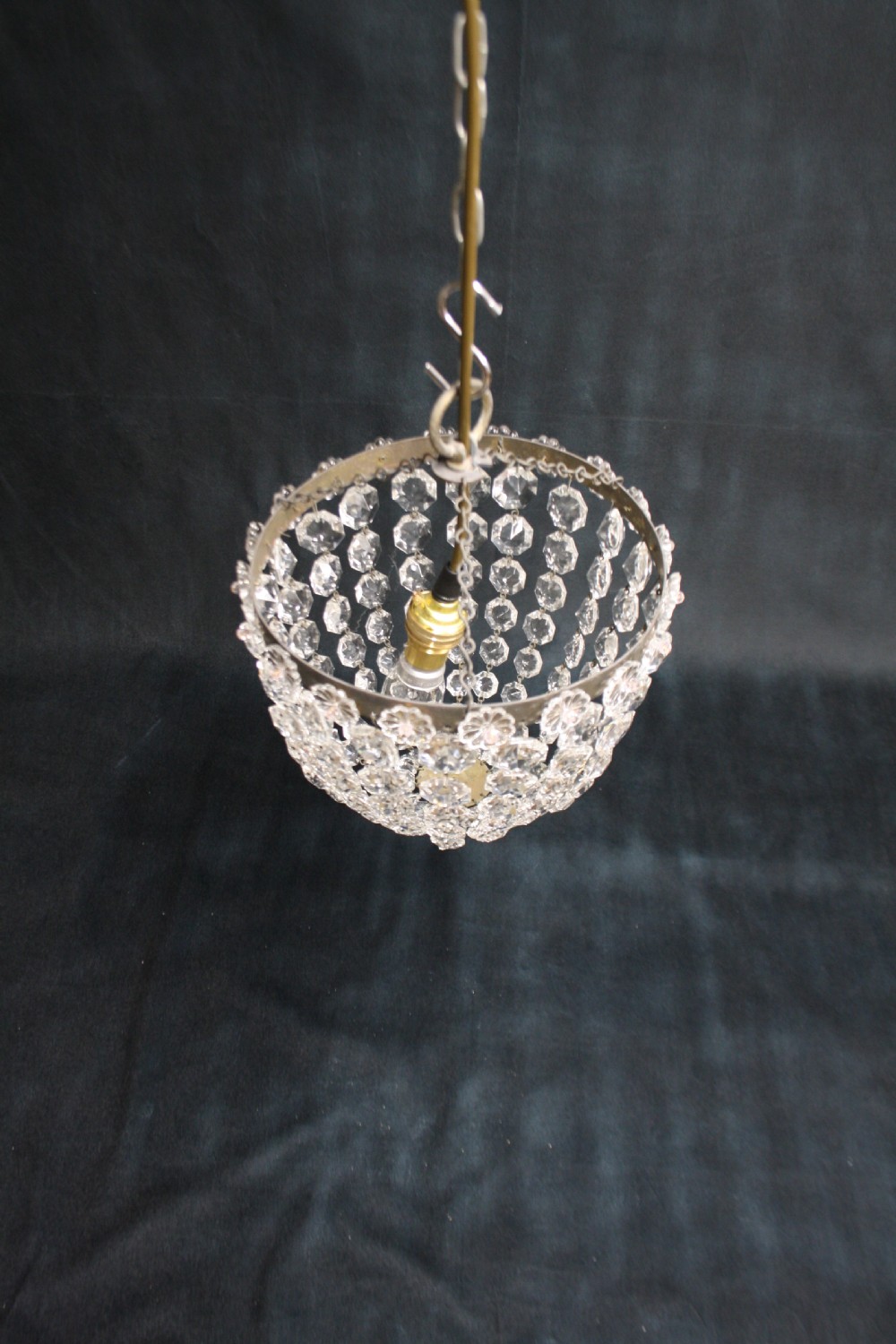 Early 20th century bag chandelier with flower decoration View III
