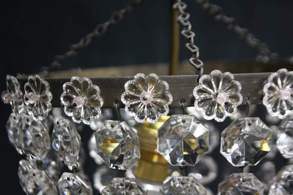 Early 20th century bag chandelier with flower decoration View V