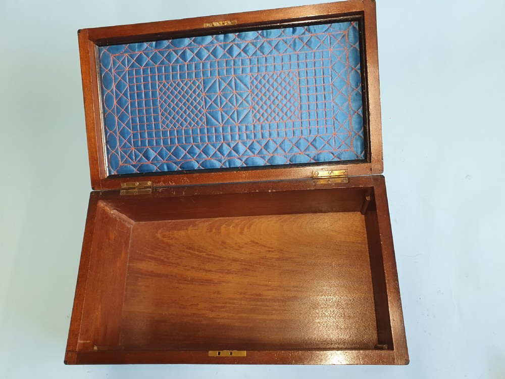 Super quality inlaid writing box in walnut View VIII