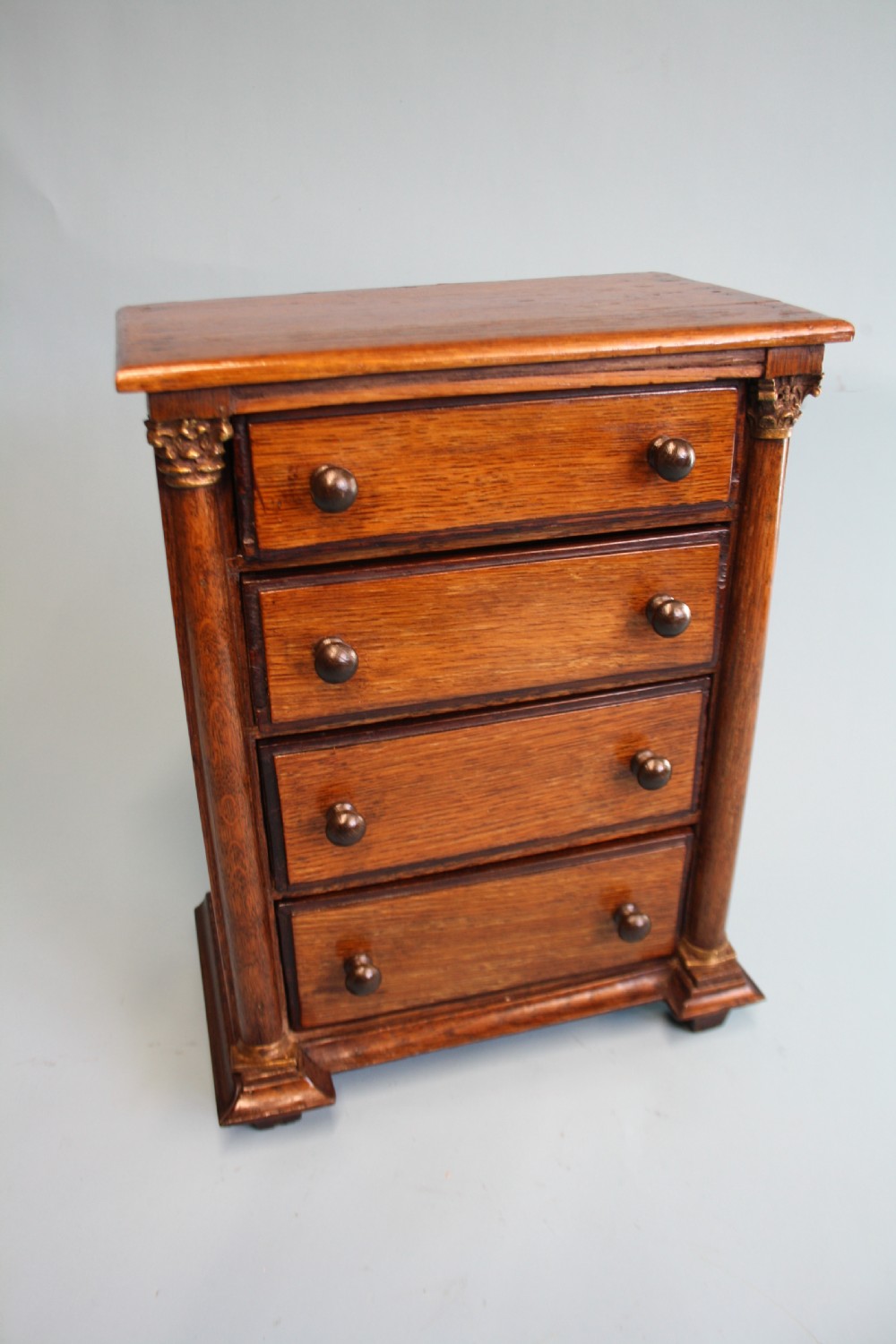 18th century Miniature chest of drawers in oak View III