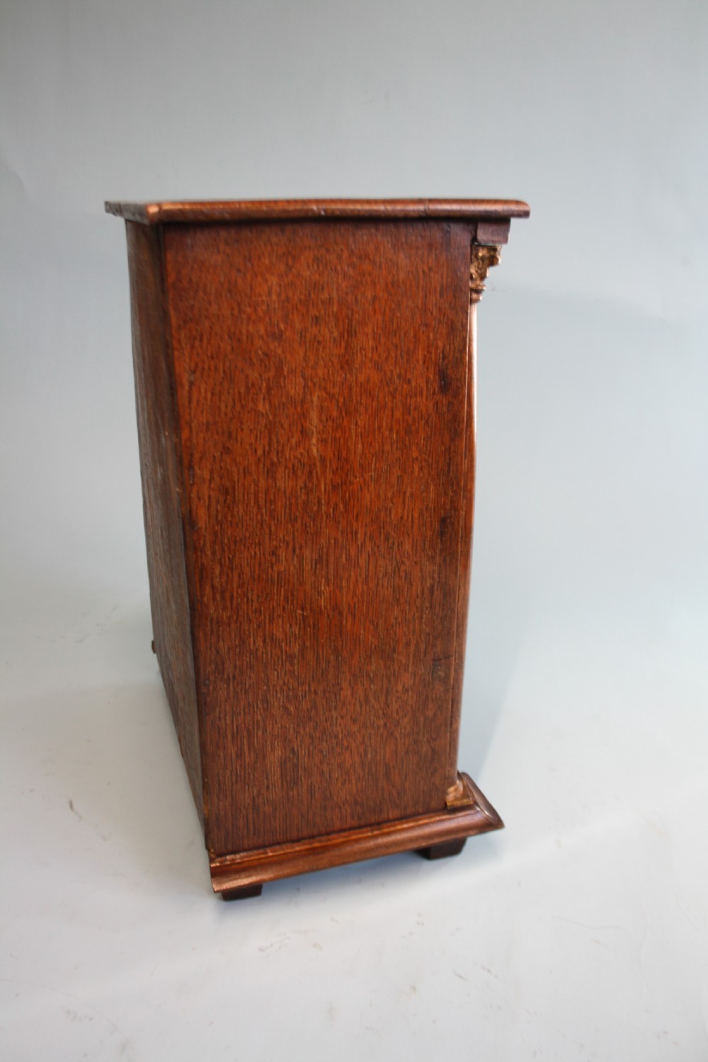 18th century Miniature chest of drawers in oak View V