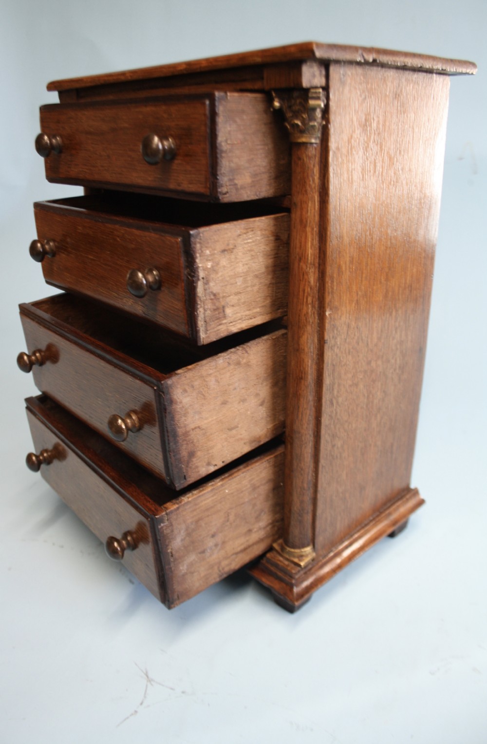 18th century Miniature chest of drawers in oak View XI