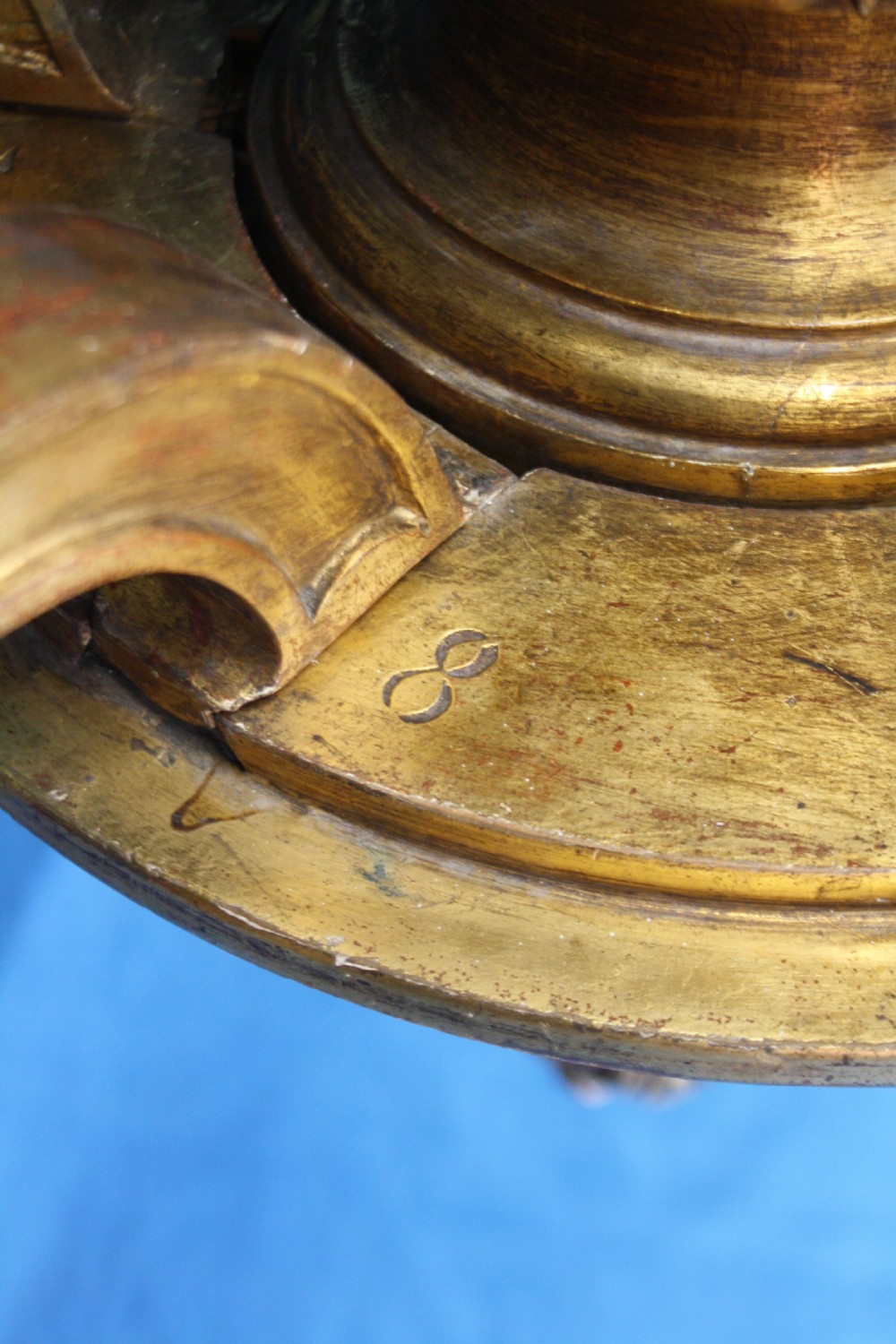 Late 19th-century large gilt wooden carved chandelier View V