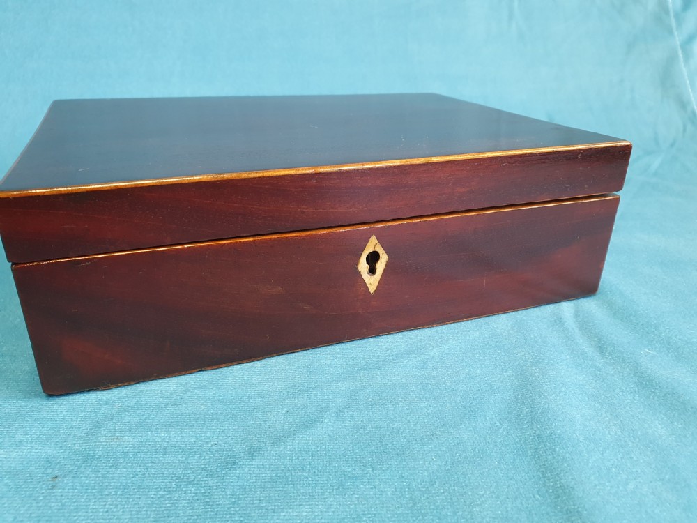 Small Georgian Jewellery box I can't work out how to delete this View III