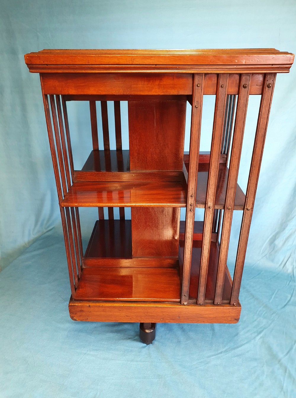 Late 19th century revolving bookcase in mahogany View VI